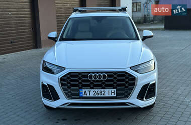 Внедорожник / Кроссовер Audi Q5 2022 в 