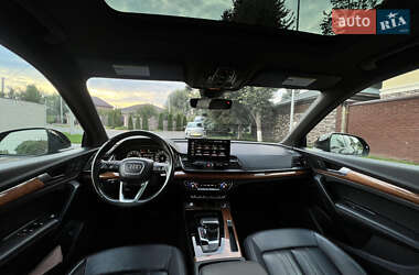 Внедорожник / Кроссовер Audi Q5 2020 в 