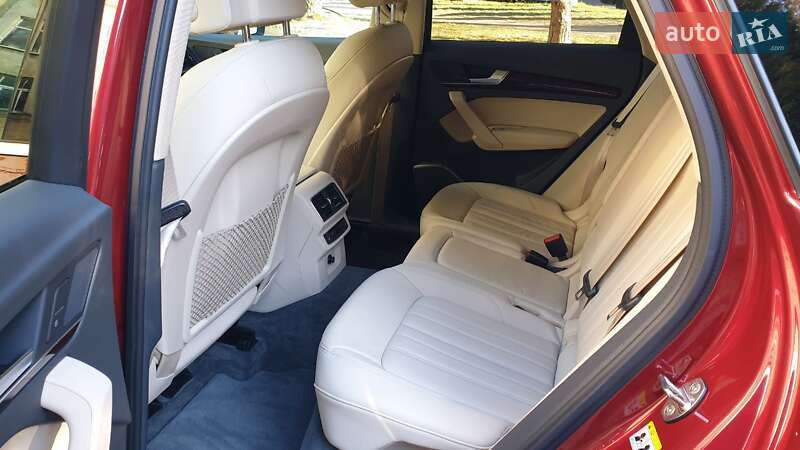 Внедорожник / Кроссовер Audi Q5 2018 в Львове фото 16 Внедорожник / Кроссовер Audi Q5 2018 в Львове