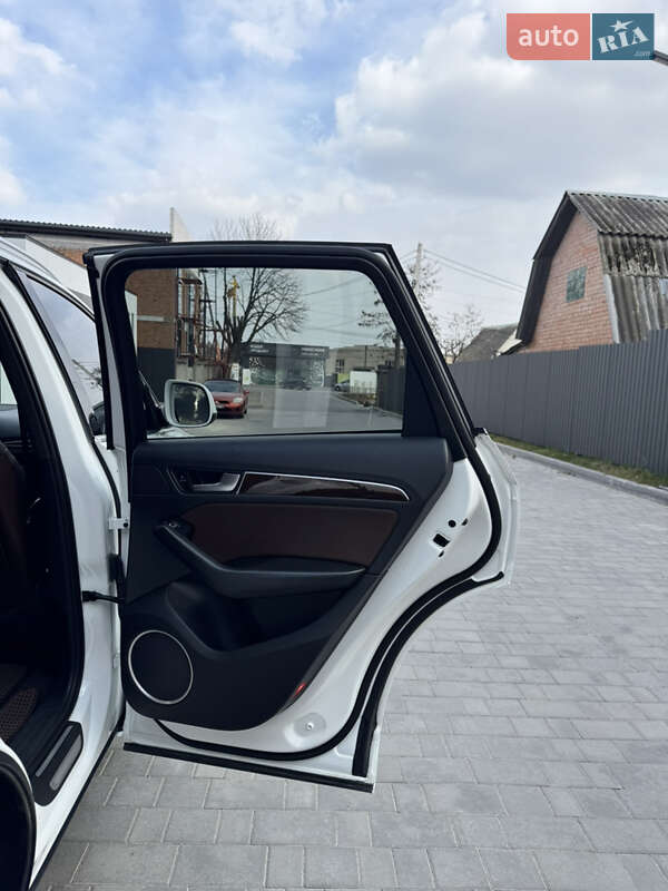 Внедорожник / Кроссовер Audi Q5 2015 в Виннице