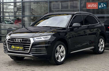 Внедорожник / Кроссовер Audi Q5 2017 в 