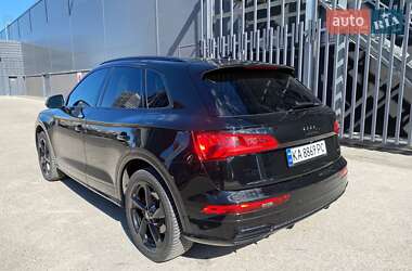 Внедорожник / Кроссовер Audi Q5 2020 в 