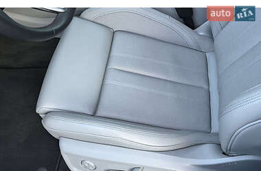 Внедорожник / Кроссовер Audi Q5 2021 в 