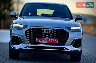 Позашляховик / Кросовер Audi Q5 2021 в 