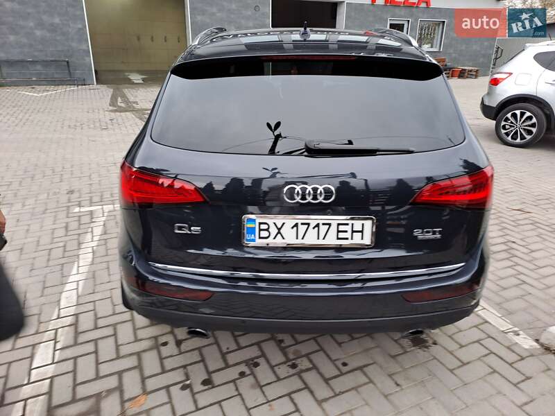 Внедорожник / Кроссовер Audi Q5 2015 в Каменец-Подольском
