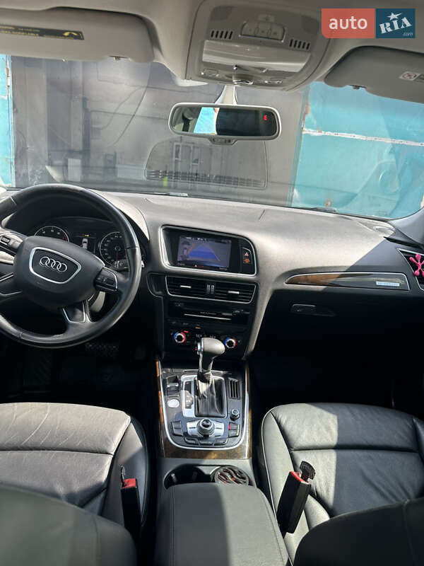 Внедорожник / Кроссовер Audi Q5 2012 в Шептицькому