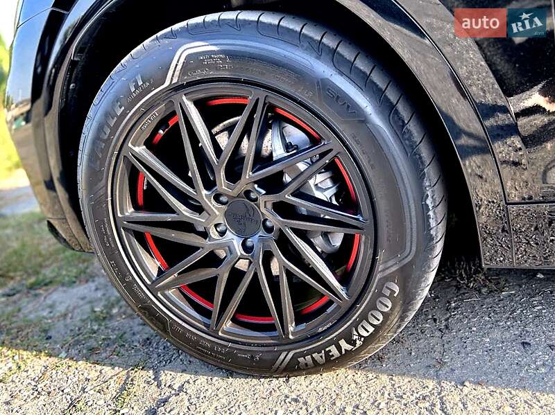 Позашляховик / Кросовер Audi Q5 2021 в Харкові
