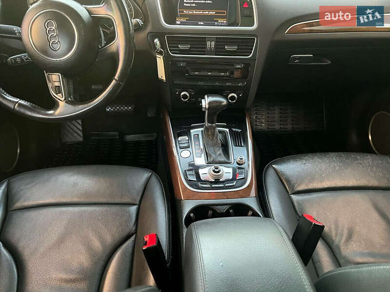 Позашляховик / Кросовер Audi Q5 2015 в Львові