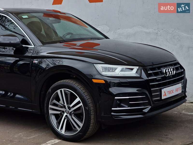 Внедорожник / Кроссовер Audi Q5 2019 в Одессе