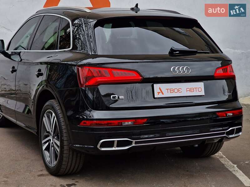 Внедорожник / Кроссовер Audi Q5 2019 в Одессе