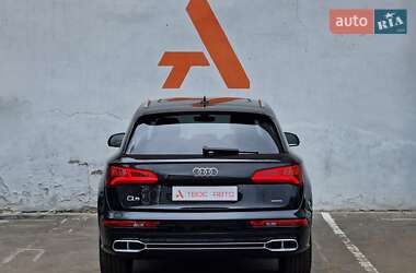 Внедорожник / Кроссовер Audi Q5 2019 в 
