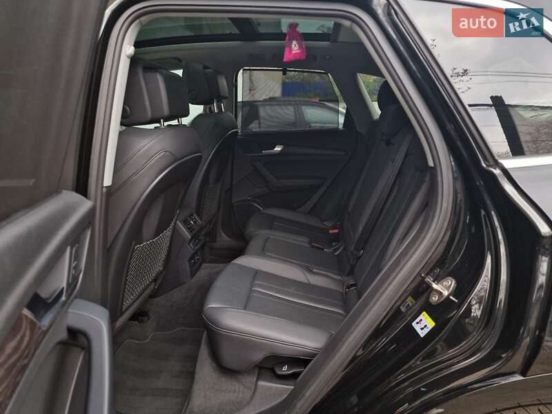 Внедорожник / Кроссовер Audi Q5 2019 в Одессе