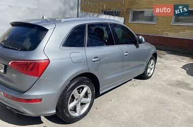 Позашляховик / Кросовер Audi Q5 2009 в 