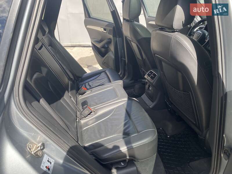 Внедорожник / Кроссовер Audi Q5 2009 в Киеве