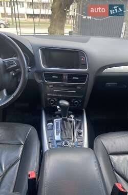 Позашляховик / Кросовер Audi Q5 2009 в 