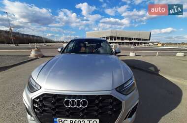 Внедорожник / Кроссовер Audi Q5 2022 в 