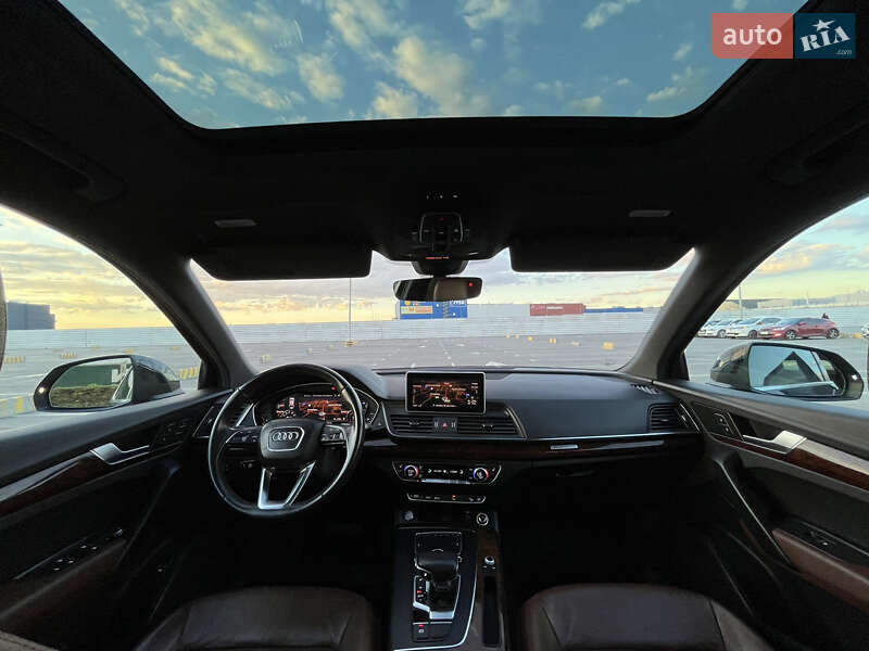 Внедорожник / Кроссовер Audi Q5 2017 в Львове