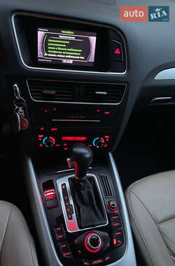 Внедорожник / Кроссовер Audi Q5 2011 в 