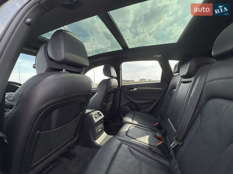 Внедорожник / Кроссовер Audi Q5 2016 в Львове