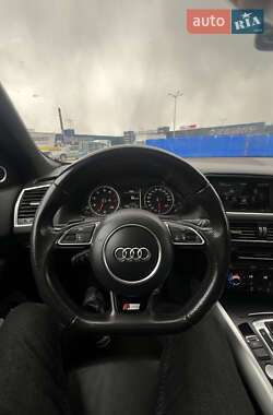 Позашляховик / Кросовер Audi Q5 2013 в 