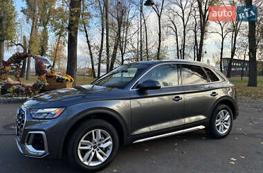 Внедорожник / Кроссовер Audi Q5 2022 в Киеве