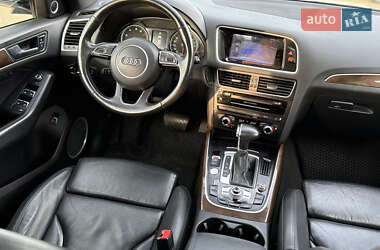Позашляховик / Кросовер Audi Q5 2015 в 