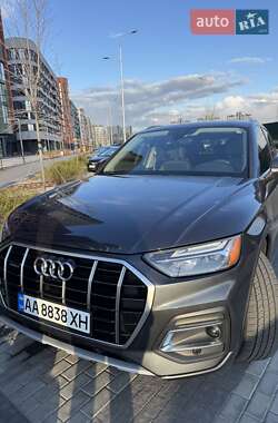 Внедорожник / Кроссовер Audi Q5 2020 в 