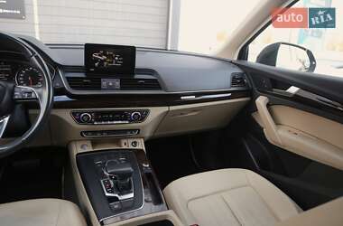 Внедорожник / Кроссовер Audi Q5 2019 в 