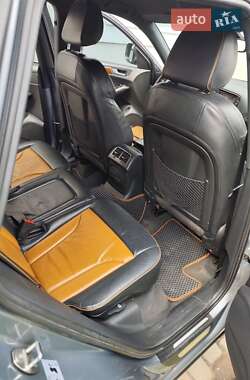 Внедорожник / Кроссовер Audi Q5 2011 в 