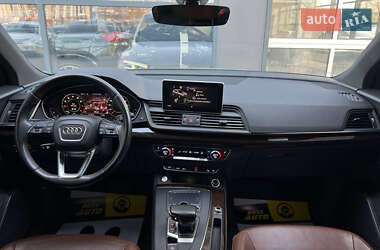 Внедорожник / Кроссовер Audi Q5 2019 в 