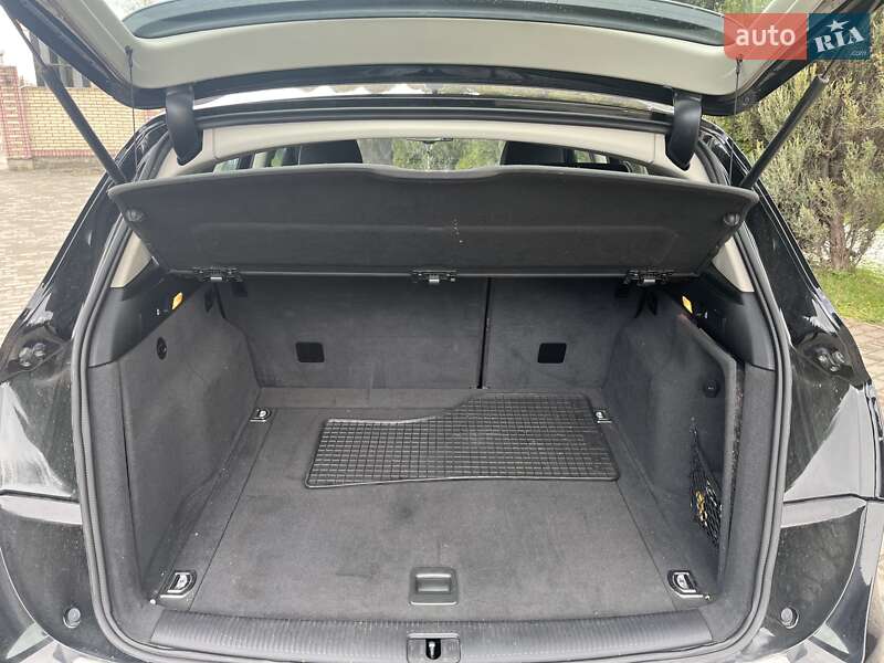 Позашляховик / Кросовер Audi Q5 2010 в Самборі