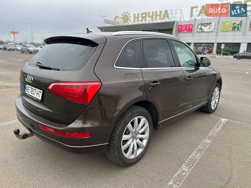 Внедорожник / Кроссовер Audi Q5 2011 в Кривом Роге