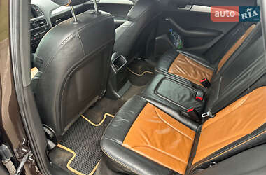 Внедорожник / Кроссовер Audi Q5 2011 в 