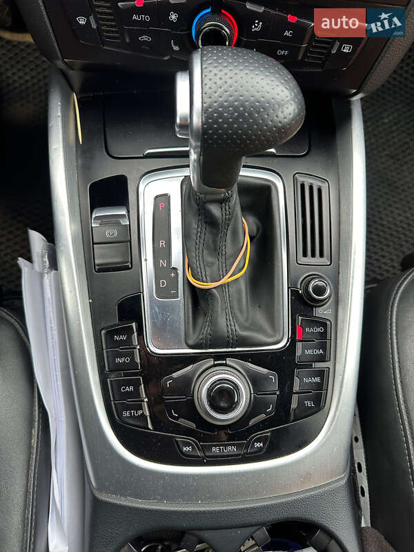 Внедорожник / Кроссовер Audi Q5 2011 в Кривом Роге