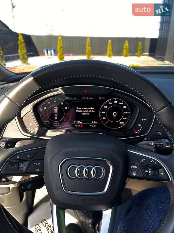 Внедорожник / Кроссовер Audi Q5 2017 в Луцке
