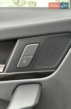Внедорожник / Кроссовер Audi Q5 2018 в 