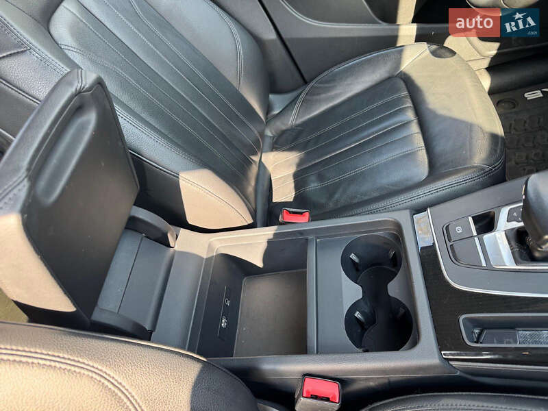 Внедорожник / Кроссовер Audi Q5 2018 в Харькове