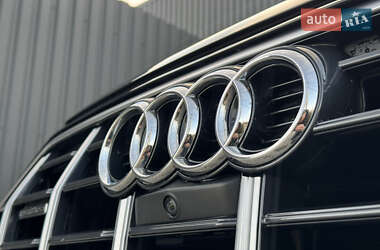 Внедорожник / Кроссовер Audi Q5 2020 в 