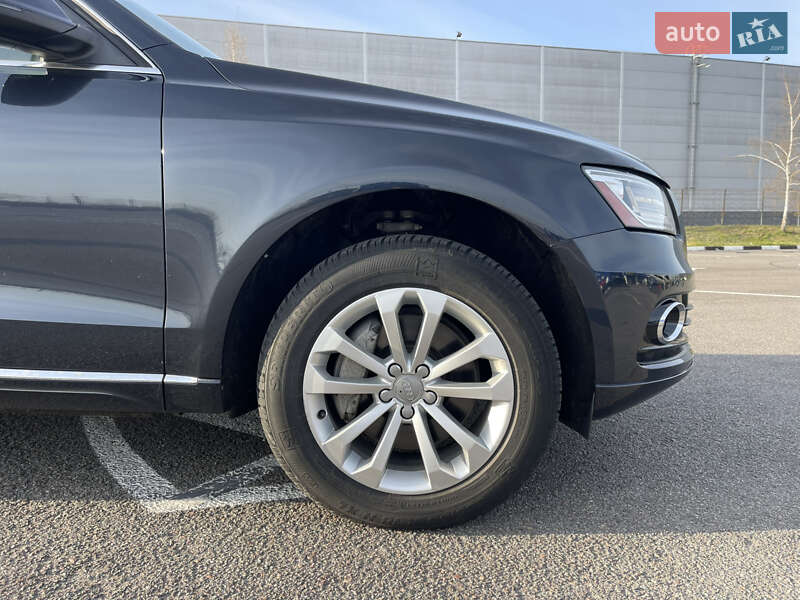 Внедорожник / Кроссовер Audi Q5 2013 в Ровно