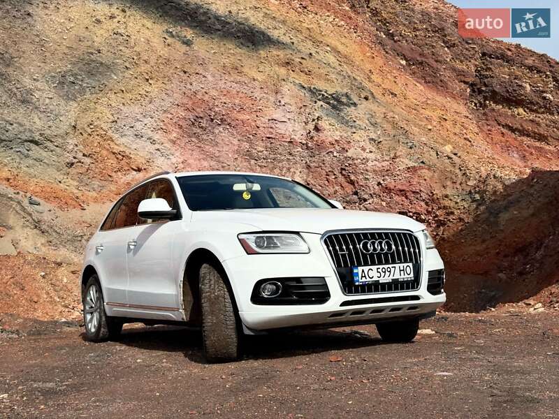 Внедорожник / Кроссовер Audi Q5 2014 в Нововолынске