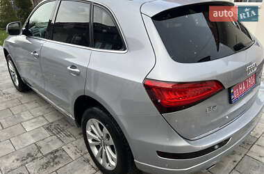 Внедорожник / Кроссовер Audi Q5 2017 в 
