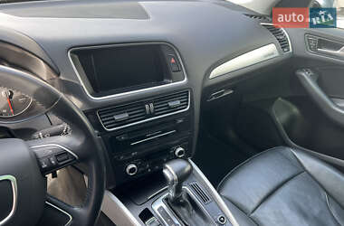 Внедорожник / Кроссовер Audi Q5 2017 в 