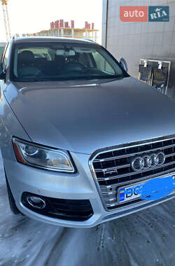 Внедорожник / Кроссовер Audi Q5 2015 в 