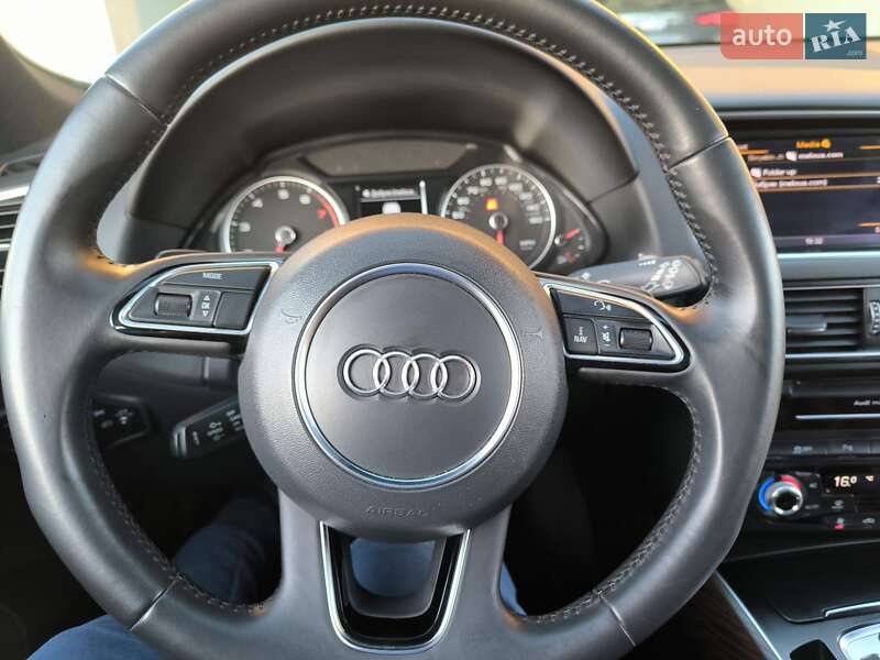 Позашляховик / Кросовер Audi Q5 2014 в Чернівцях