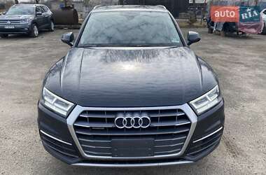 Позашляховик / Кросовер Audi Q5 2018 в Луцьку