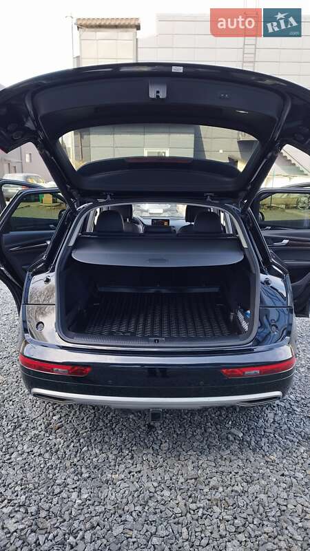 Внедорожник / Кроссовер Audi Q5 2018 в Шепетовке