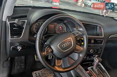 Позашляховик / Кросовер Audi Q5 2013 в 