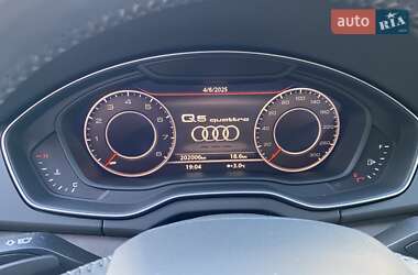 Позашляховик / Кросовер Audi Q5 2018 в 