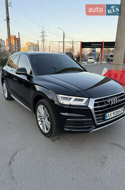 Внедорожник / Кроссовер Audi Q5 2018 в Полтаве