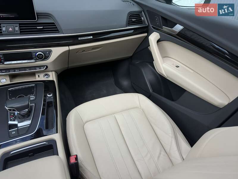 Внедорожник / Кроссовер Audi Q5 2018 в Мукачево